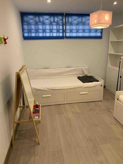 70 Sqm Apartment With Seaview In Arenales Del Sol. Exteriér fotografie