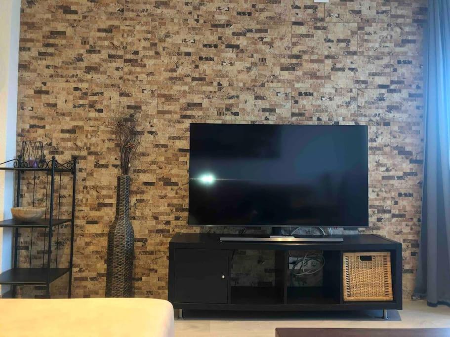 70 Sqm Apartment With Seaview In Arenales Del Sol. Exteriér fotografie